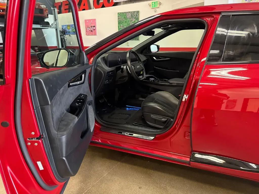 used 2023 Kia EV6 car, priced at $29,999