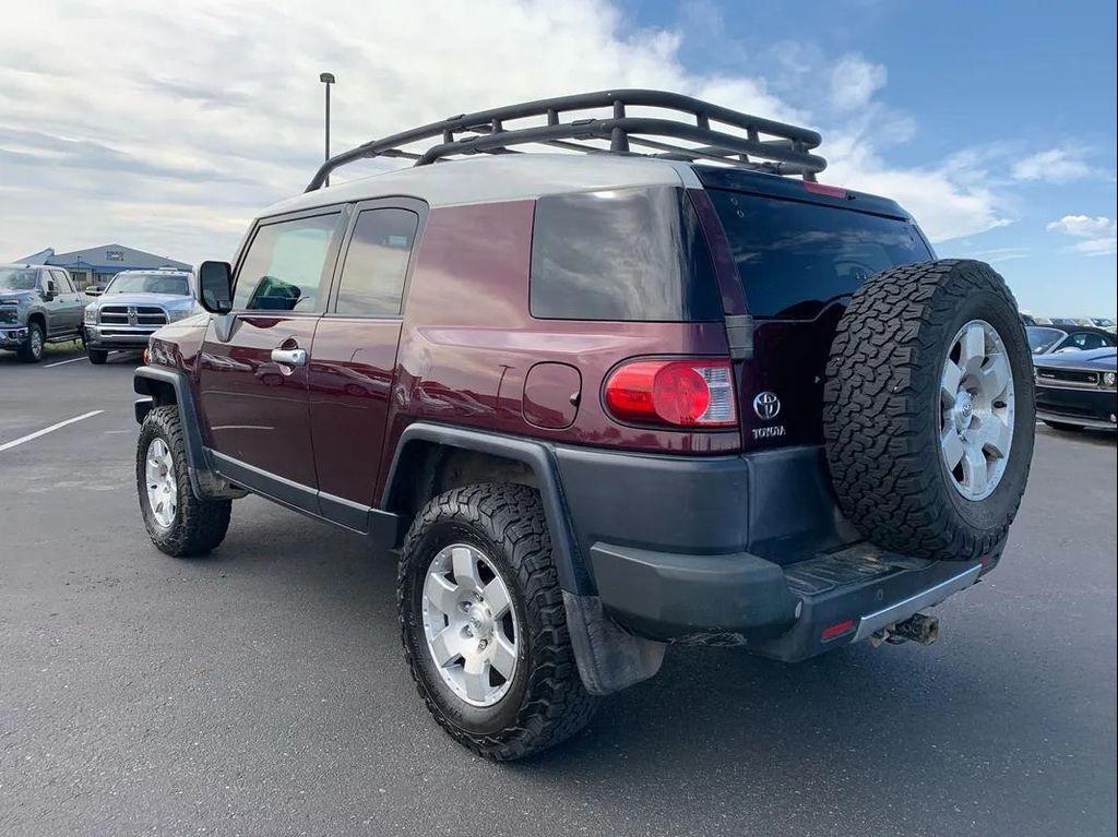 used 2007 Toyota FJ Cruiser car, priced at $14,999