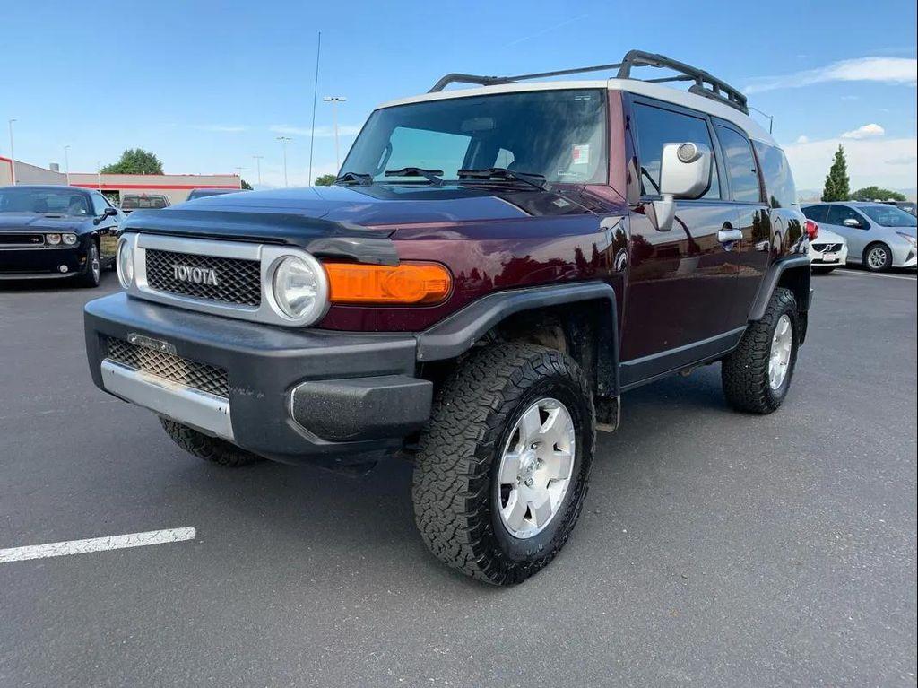 used 2007 Toyota FJ Cruiser car, priced at $14,999