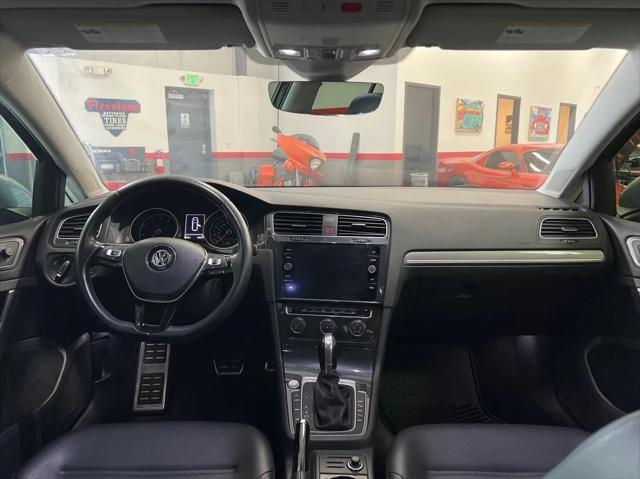 used 2019 Volkswagen Golf Alltrack car, priced at $23,999