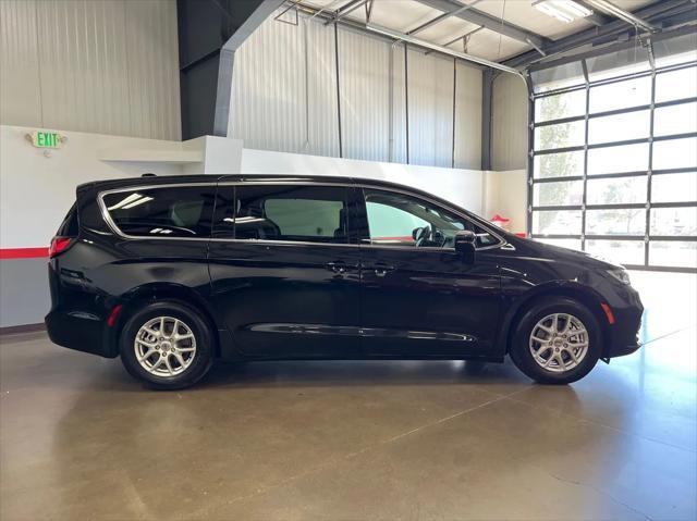 used 2023 Chrysler Pacifica car, priced at $29,999