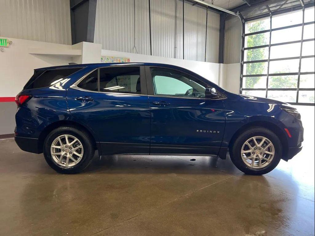 used 2023 Chevrolet Equinox car, priced at $23,999