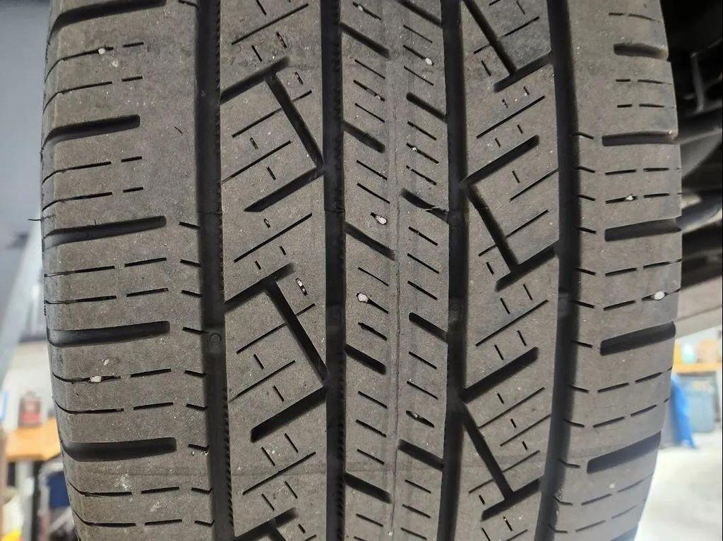 used 2017 Mercedes-Benz GLE 350 car, priced at $19,999