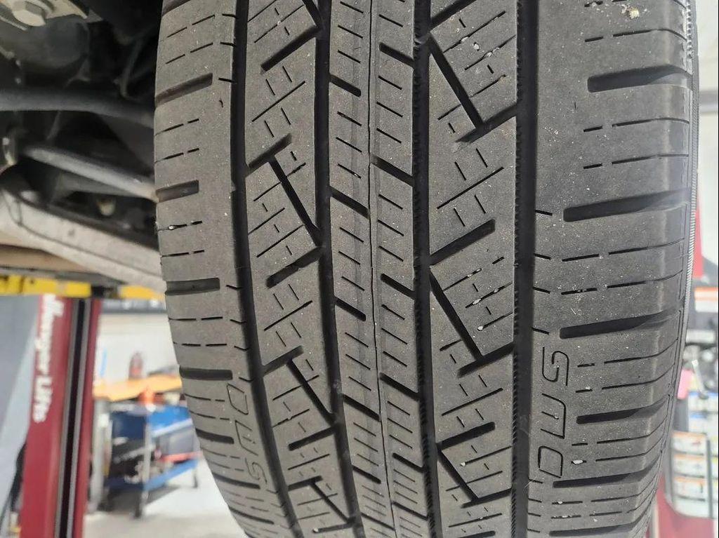 used 2017 Mercedes-Benz GLE 350 car, priced at $19,999