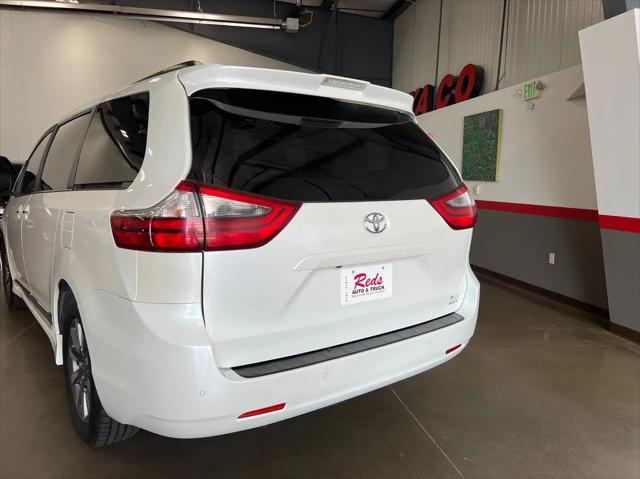 used 2020 Toyota Sienna car, priced at $21,999