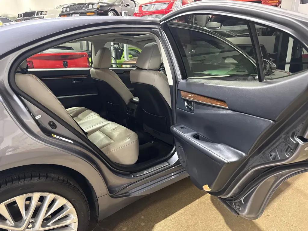 used 2013 Lexus ES 350 car, priced at $14,999