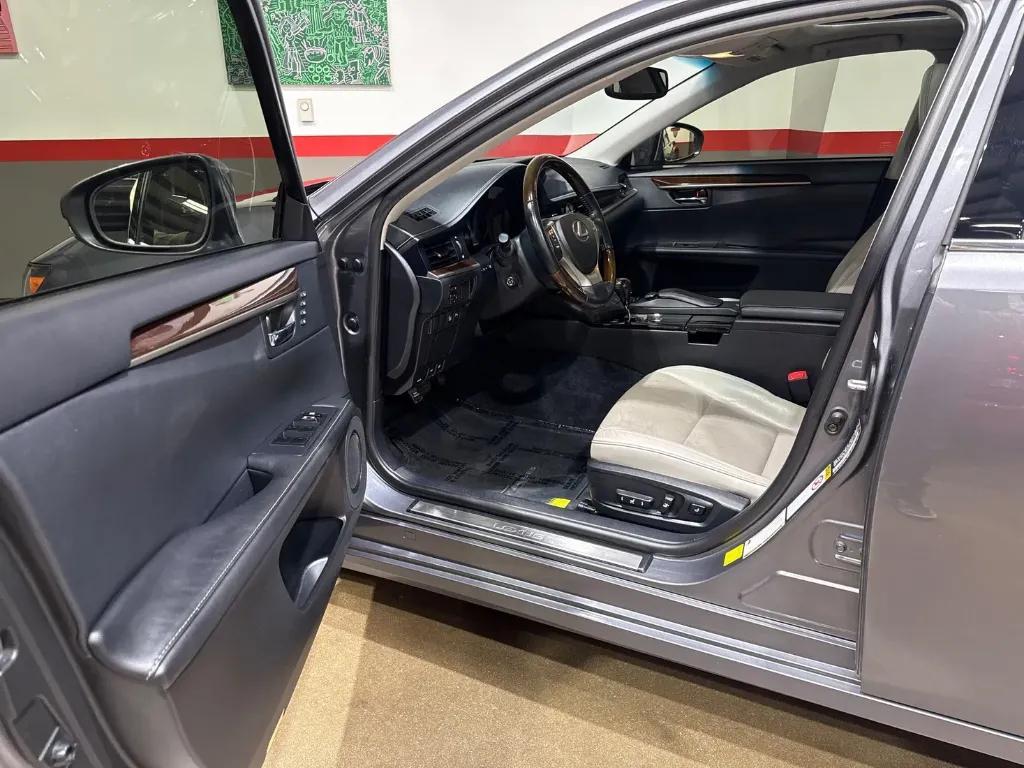 used 2013 Lexus ES 350 car, priced at $14,999