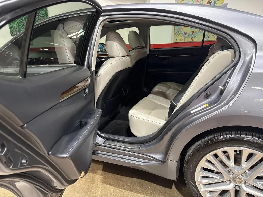 used 2013 Lexus ES 350 car, priced at $14,999