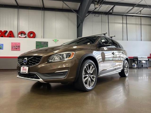 used 2015 Volvo V60 Cross Country car, priced at $14,999