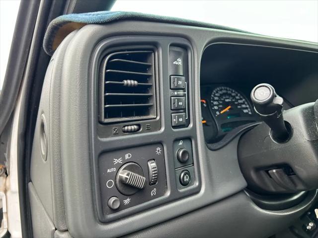used 2004 GMC Sierra 2500 car, priced at $15,999