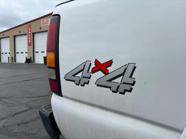 used 2004 GMC Sierra 2500 car, priced at $15,999