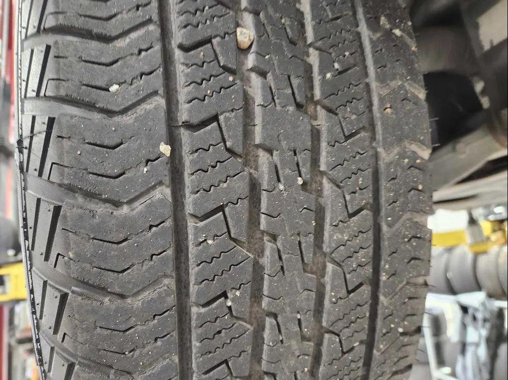 used 2010 Jeep Grand Cherokee car, priced at $9,999