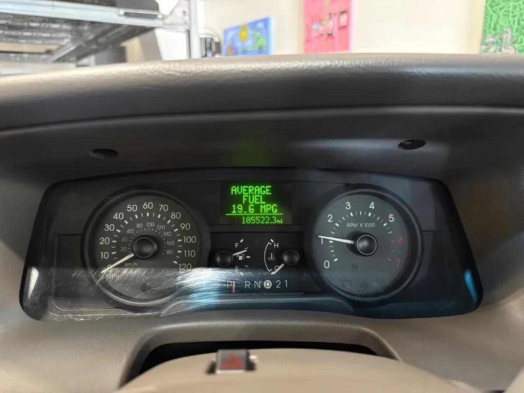 used 2006 Mercury Grand Marquis car, priced at $6,999