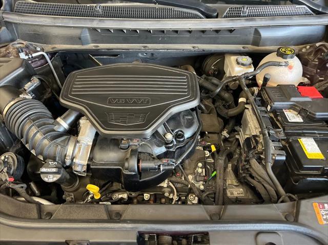 used 2022 Cadillac XT5 car, priced at $34,999