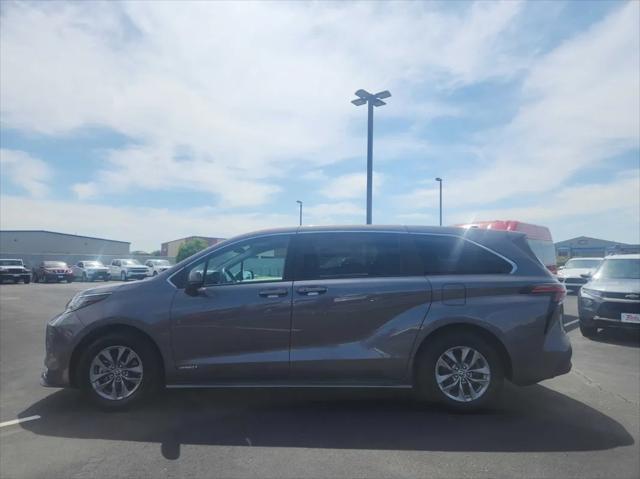 used 2021 Toyota Sienna car, priced at $32,999