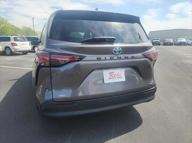 used 2021 Toyota Sienna car, priced at $32,999