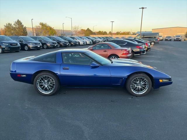 used 1992 Chevrolet Corvette car, priced at $8,999