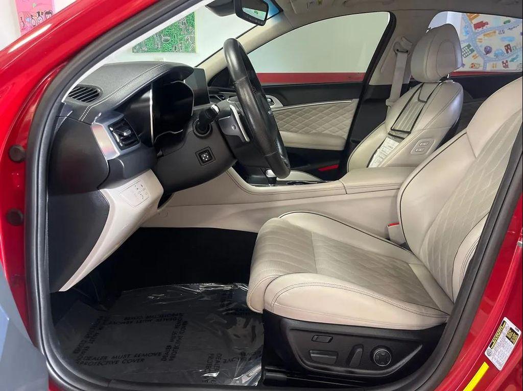 used 2021 Genesis G70 car, priced at $28,999