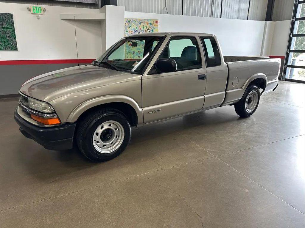 used 2002 Chevrolet S-10 car, priced at $9,499