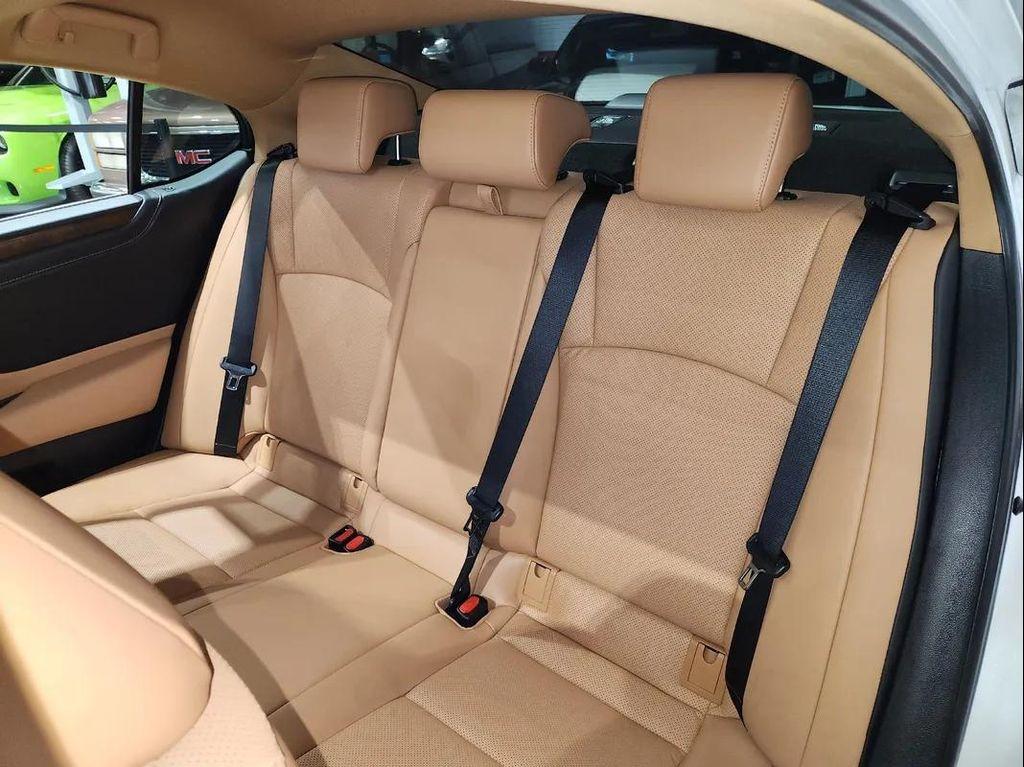 used 2023 Lexus ES 300h car, priced at $39,999