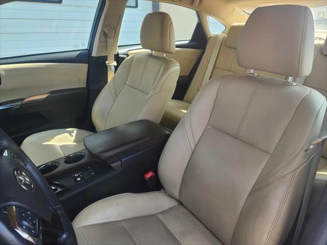 used 2014 Toyota Avalon Hybrid car, priced at $16,999