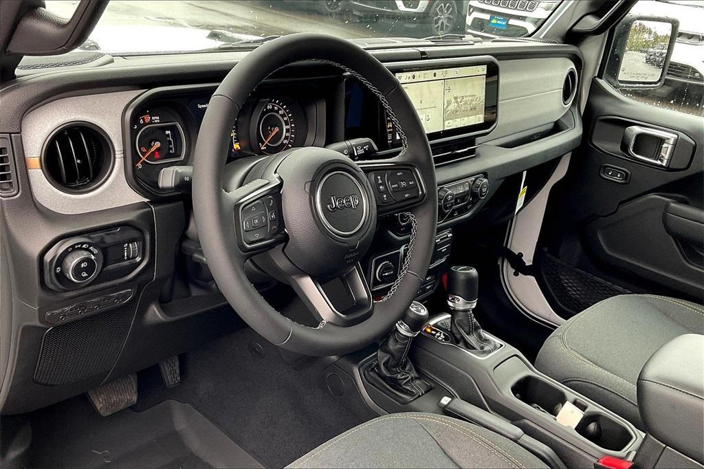 new 2025 Jeep Gladiator car, priced at $44,671
