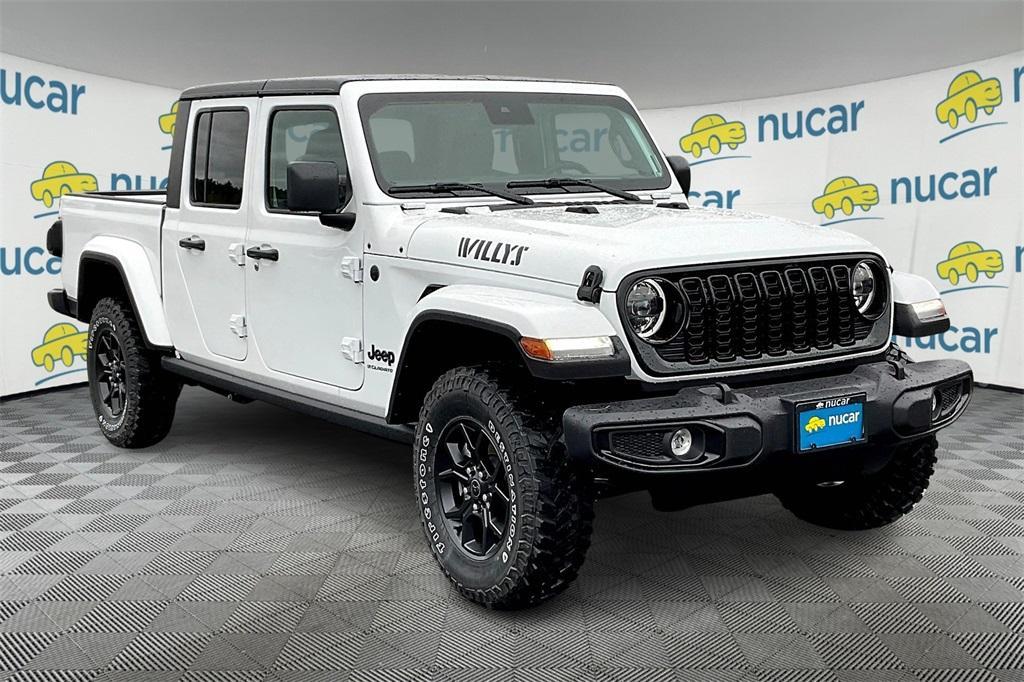 new 2025 Jeep Gladiator car, priced at $46,582