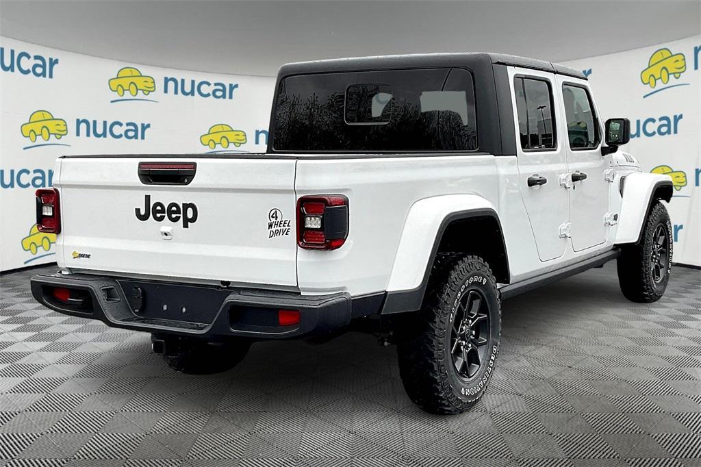new 2025 Jeep Gladiator car, priced at $44,671