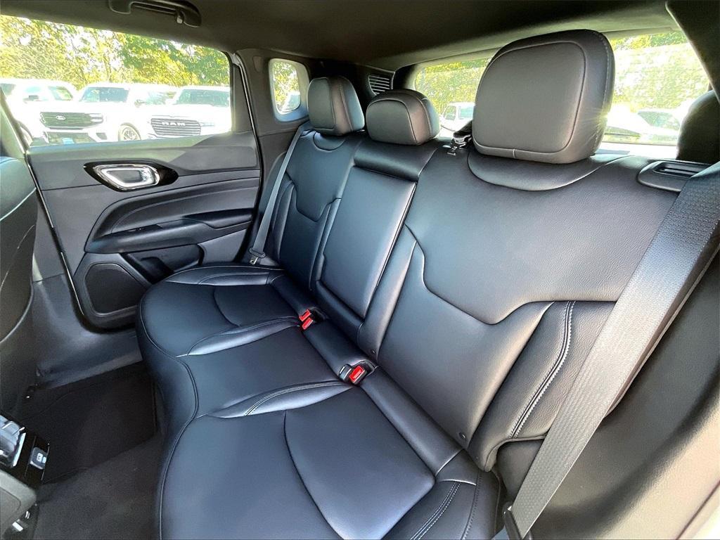 new 2026 Jeep Compass car, priced at $32,498