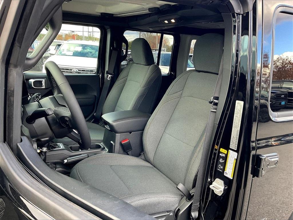 new 2026 Jeep Wrangler car, priced at $52,108