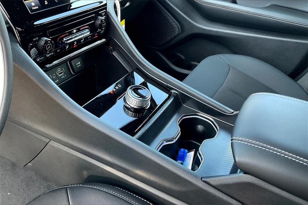 new 2025 Jeep Grand Cherokee car, priced at $36,243