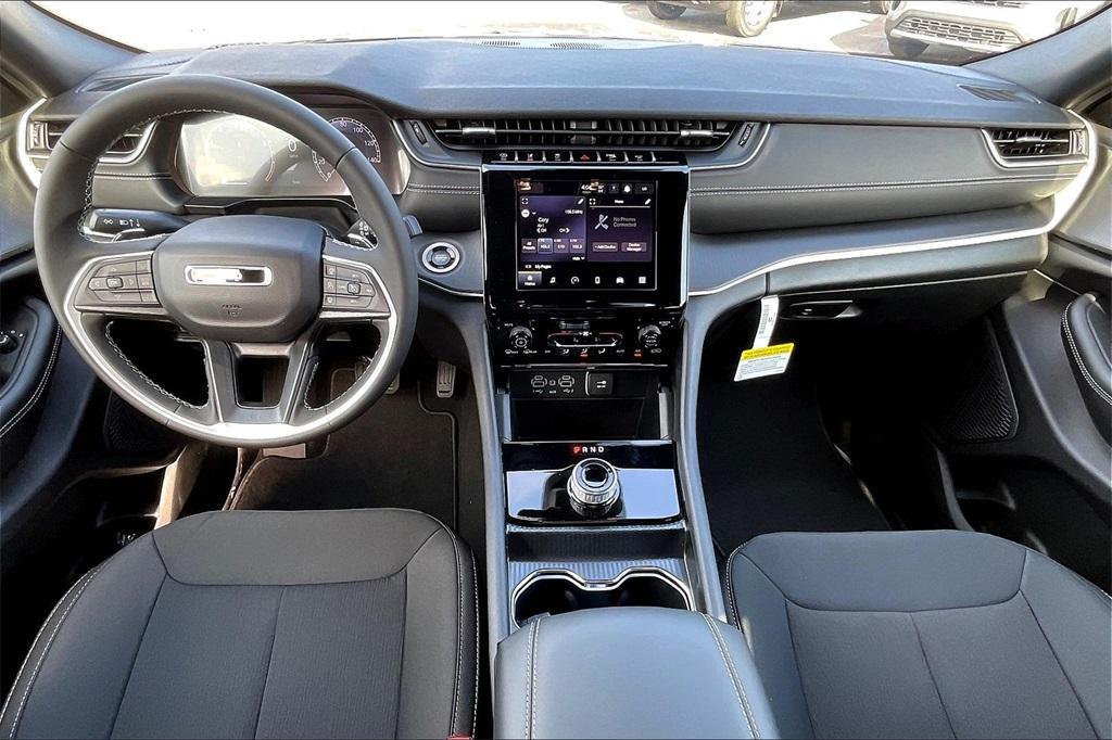 new 2025 Jeep Grand Cherokee car, priced at $36,243