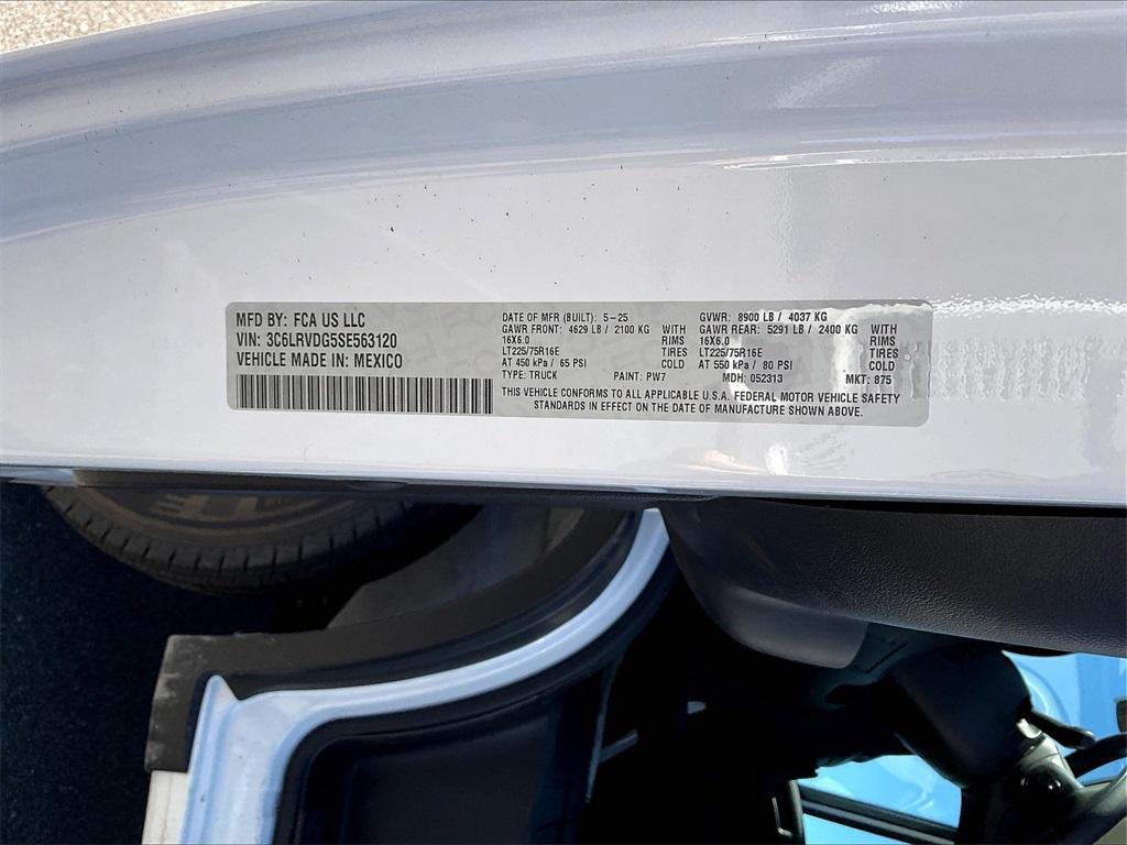 new 2025 Ram ProMaster 2500 car, priced at $59,575