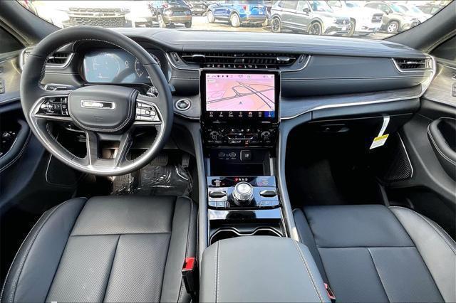 new 2025 Jeep Grand Cherokee car, priced at $62,570