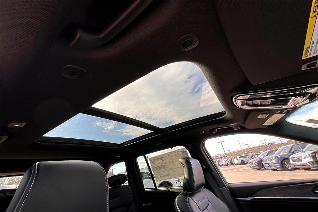new 2025 Jeep Grand Cherokee car, priced at $55,051