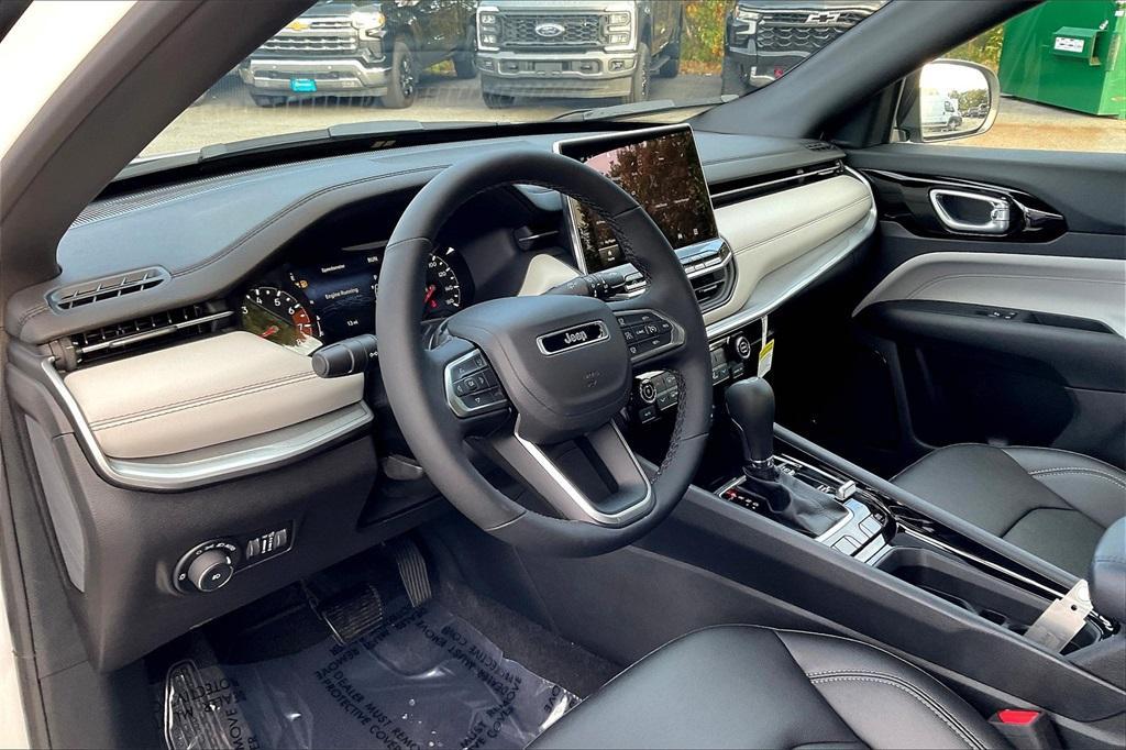 new 2025 Jeep Compass car, priced at $30,248