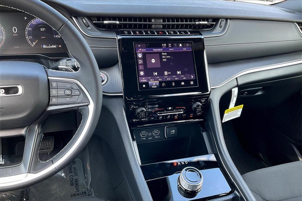 new 2025 Jeep Grand Cherokee car, priced at $35,547