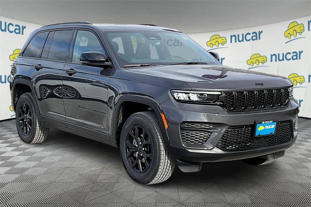 new 2025 Jeep Grand Cherokee car, priced at $39,453