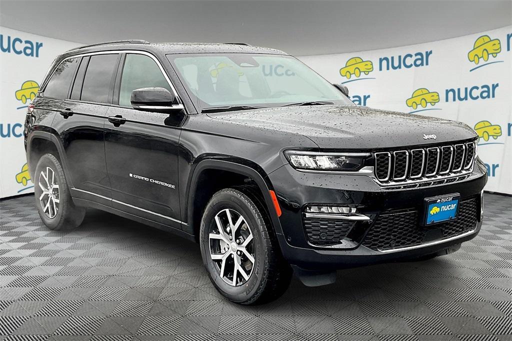 new 2025 Jeep Grand Cherokee car, priced at $46,321