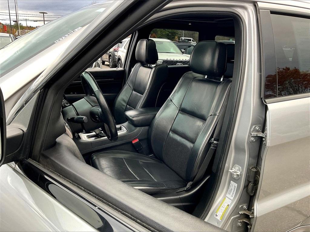 used 2018 Jeep Grand Cherokee car, priced at $17,423