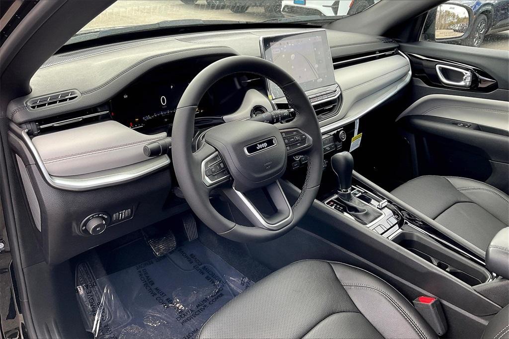 new 2025 Jeep Compass car, priced at $34,518