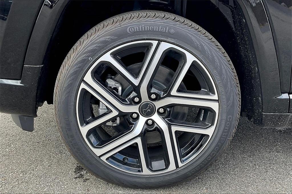 new 2025 Jeep Compass car, priced at $34,518
