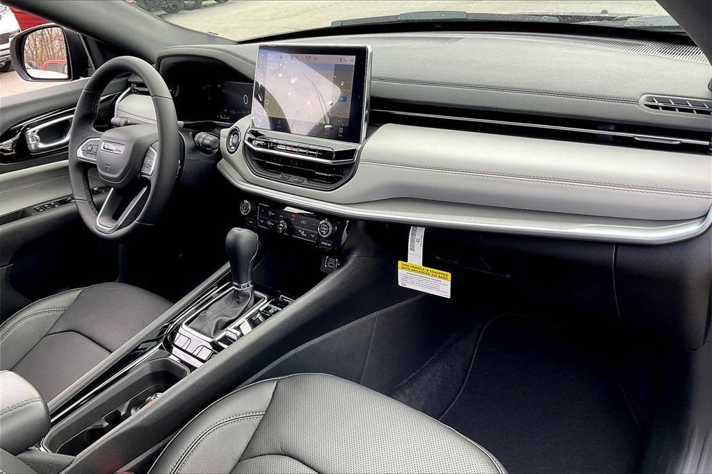 new 2025 Jeep Compass car, priced at $34,518