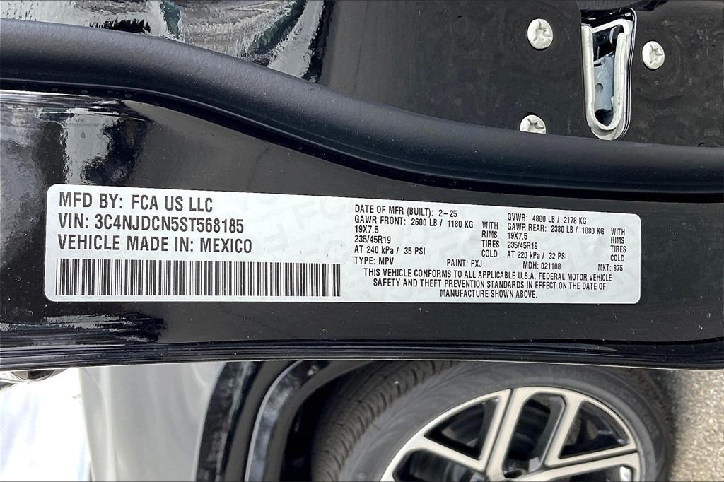 new 2025 Jeep Compass car, priced at $34,518