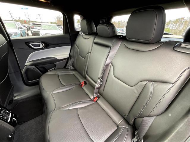 new 2025 Jeep Compass car, priced at $38,110