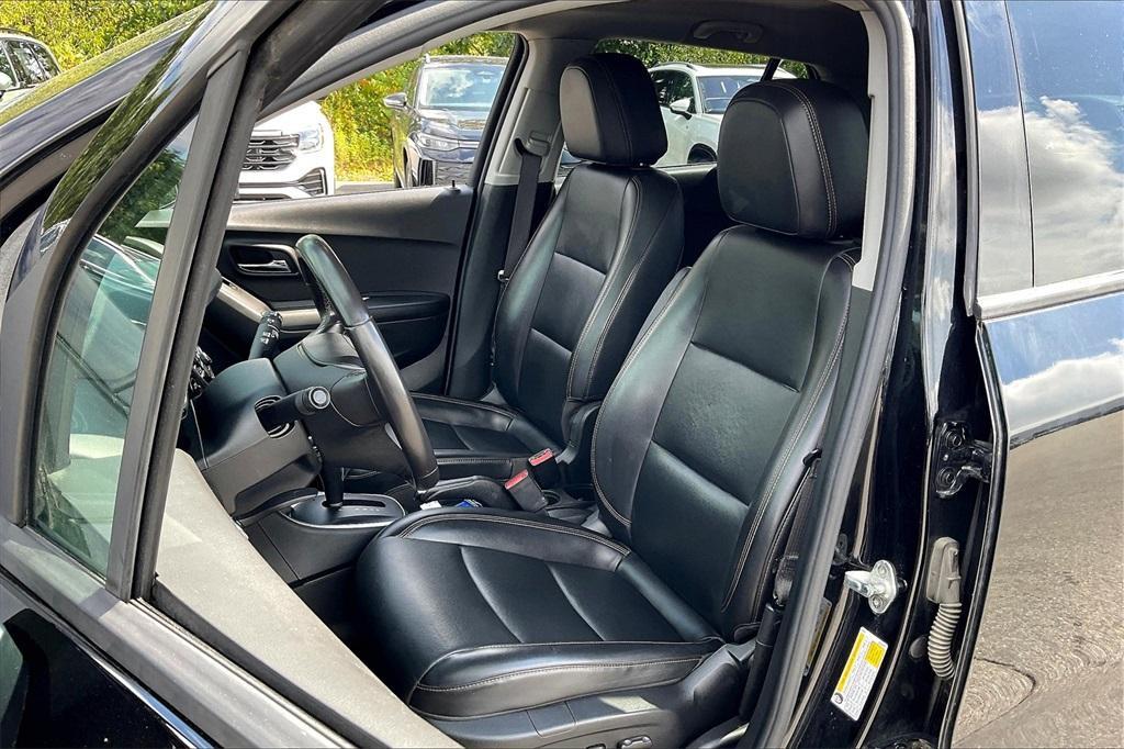 used 2021 Chevrolet Trax car, priced at $15,844