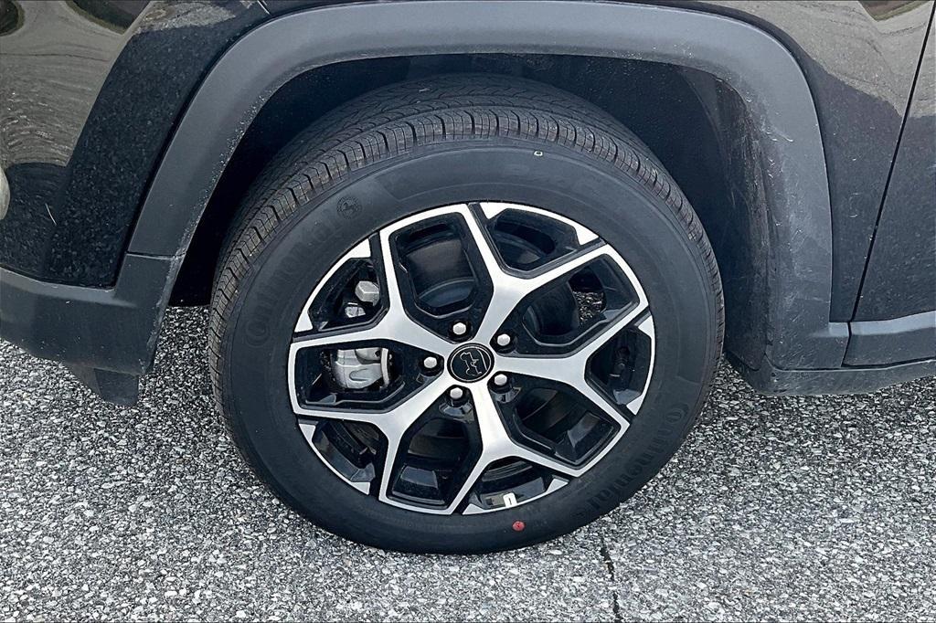new 2025 Jeep Compass car, priced at $30,461