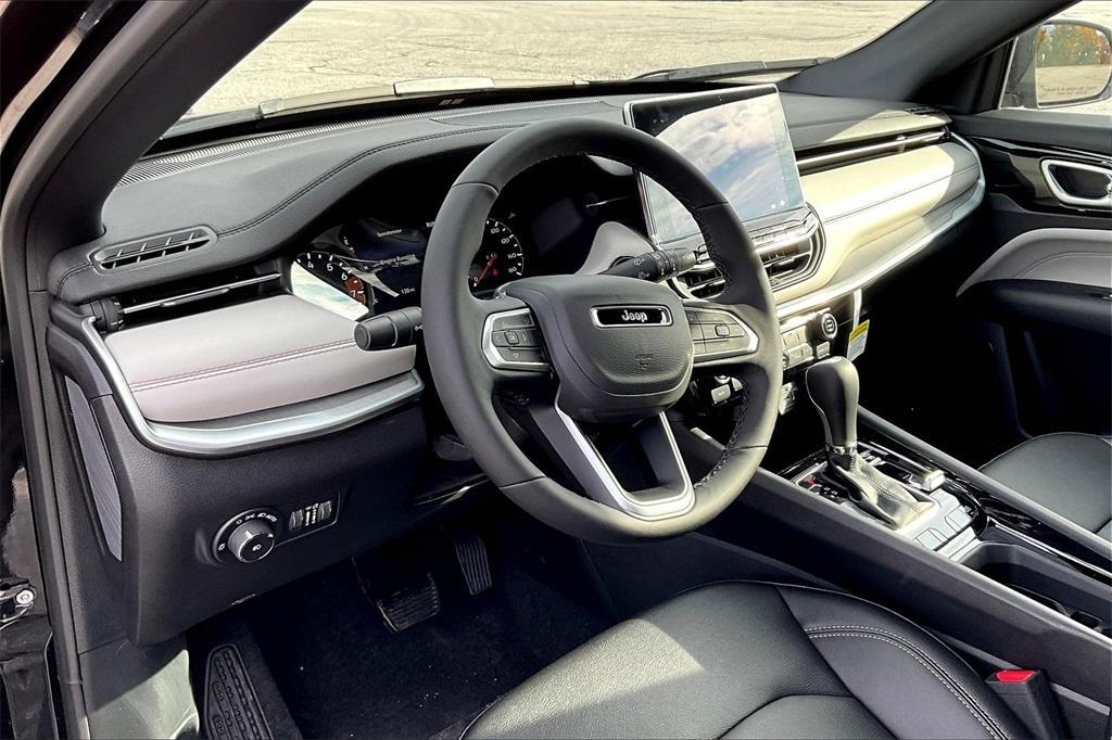 new 2025 Jeep Compass car, priced at $30,461