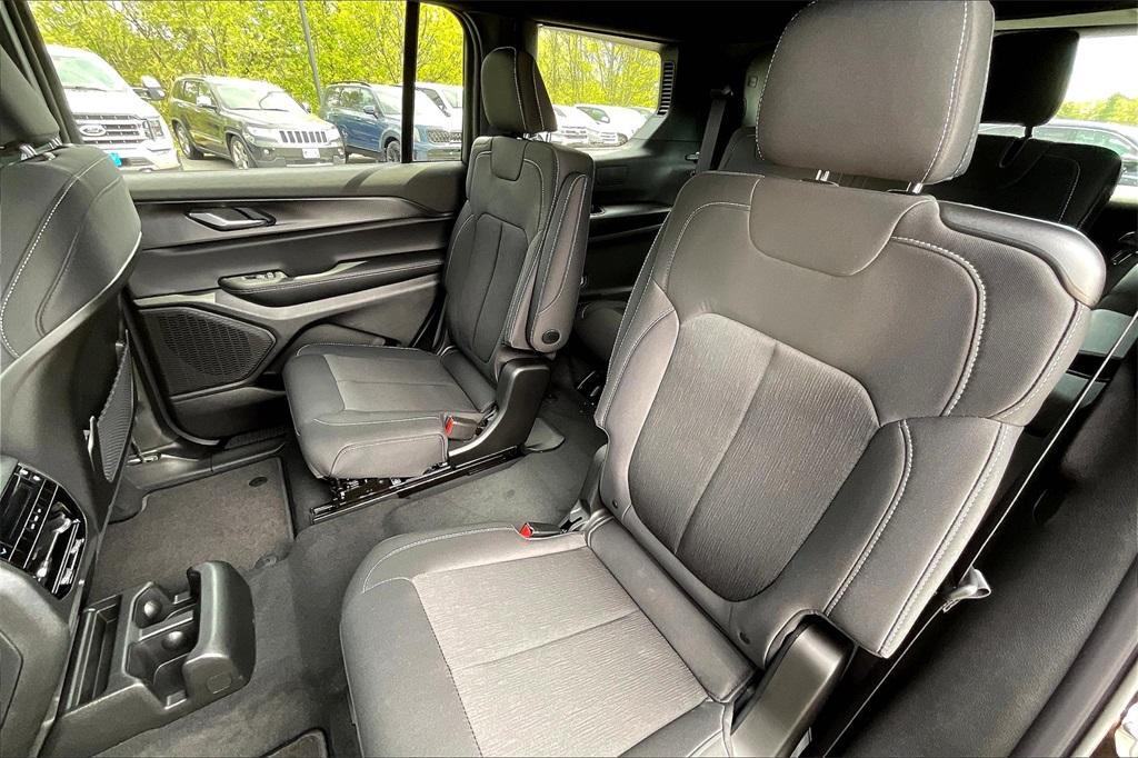 new 2025 Jeep Grand Cherokee L car, priced at $36,544