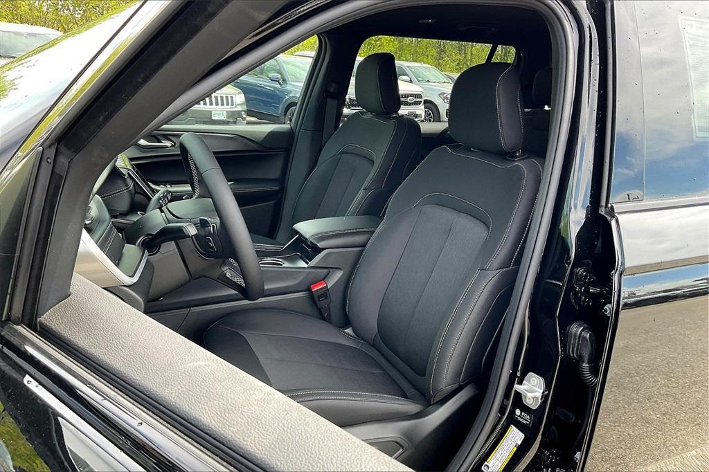 new 2025 Jeep Grand Cherokee L car, priced at $36,544
